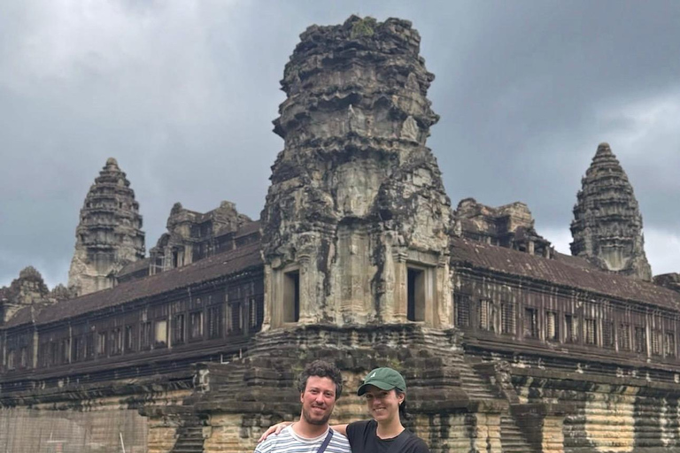 Siem Reap: Personalized Angkor Wat Private Guided Tour 3 Hours–Angkor Wat Focus with Sunrise