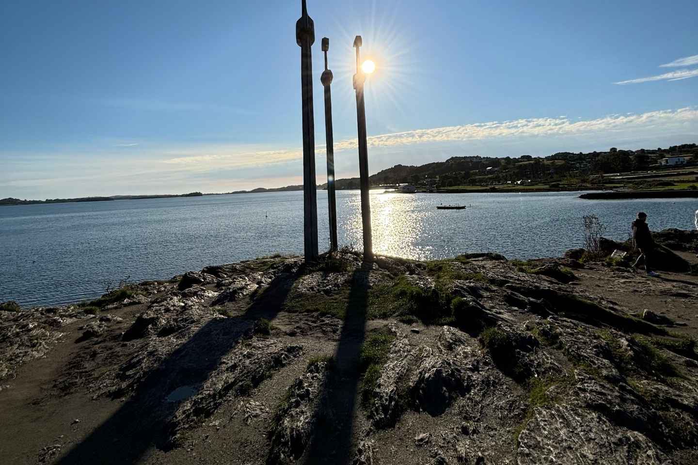Stavanger: Private Bike Tour with 3 Swords Monument