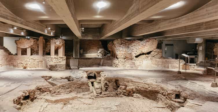 Milan: Cathedral and Duomo's Terraces Entrance Ticket photo 6