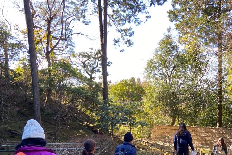 E-Bike Tour in Kyoto with Asuka, Japanese graduate student