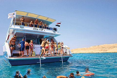 Cairo: Premium Yacht Cruise &amp; lunch with optional pickup