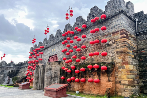 From Guangzhou: Zhaoqing Culture Trip with Lunch & Boat Ride