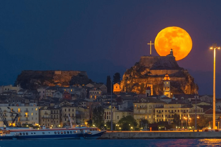 Kavos: Corfu Old Town Night Tour with Transfer