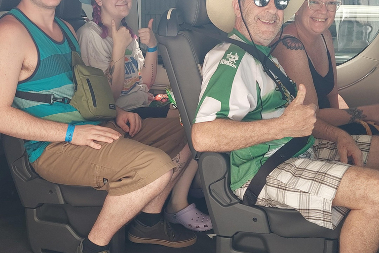 Cancun: Prywatny transfer z lotniska do strefy hotelowejLotnisko Cancun - strefa hotelowa Cancun w obie strony