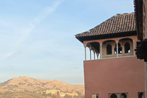 Granada: Alhambra, Alcazaba, and Nasrid Palaces Tour GRANADA. Alhambra with Nasrid palaces, Generalife, Alcazaba