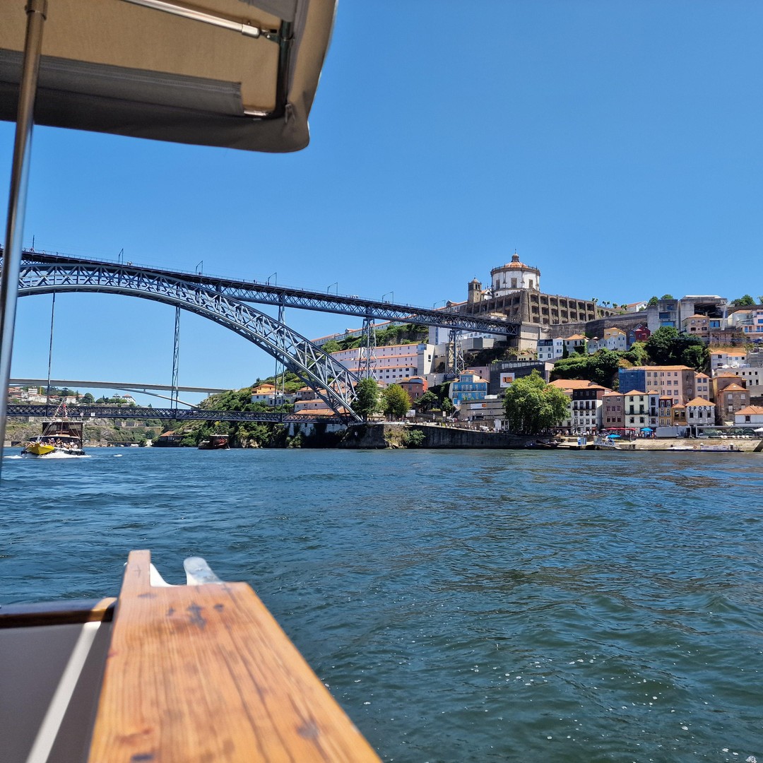 Colagem de mídia