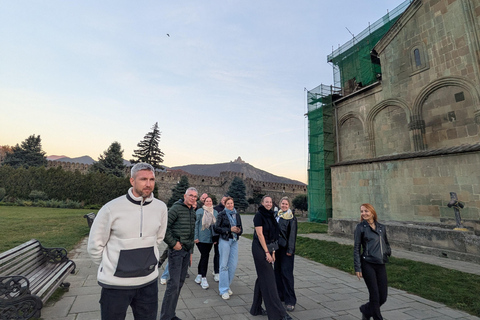 Tbilisi: Mtskheta Storytelling Tour with Wine Tasting
