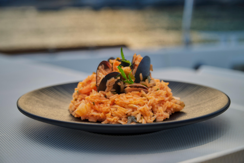 Catamaran Cruise to Elafonisi & Kedrodasos: Lunch & Open Bar Elafonisi Cruise: Snorkel, Paddle & Healthy Meal