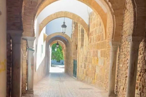 Tunis: Medina & Bardo Museum Private Tour with Tickets