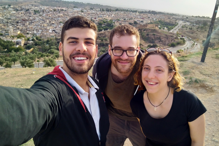 Luxo privado de Fes a Tânger 2 dias 1 noite em Chefchaouen