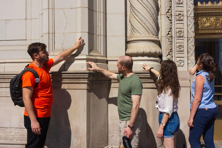 Chicago: Riverwalk & History Walking Tour