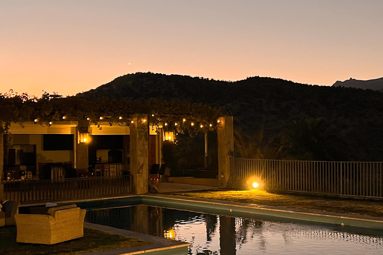 Santiago: Vinicola Monteluz Sunset Party Experience 360