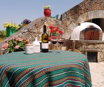 Chania: Pure Cretan Olive Oil, Wine, & Beer Experience