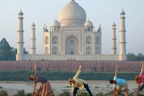 Yogaklasser med Taj Mahal-tur