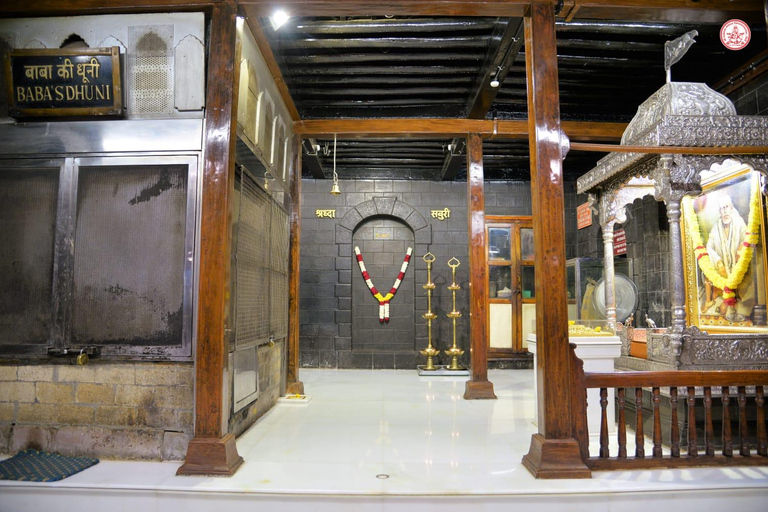 مومباي: جولة لمدة 4 أيام في معابد جوتيرلينجا وشيريدي