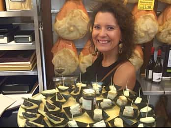 Roma: tour gastronomico con cibo illimitato e vino Barolo