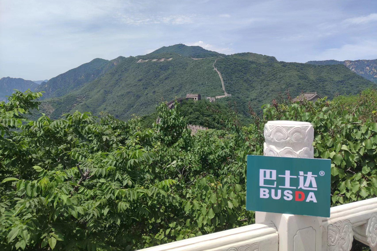 Pekín:Tour en autobús por la Gran Muralla de Mutianyu-8AM/9AM/10AM 【Busda】Sólo autobús de ida y vuelta a Mutianyu