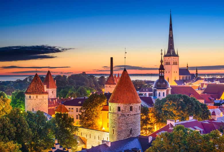 Tallinn: Guided Old Town Historical Walking Tour