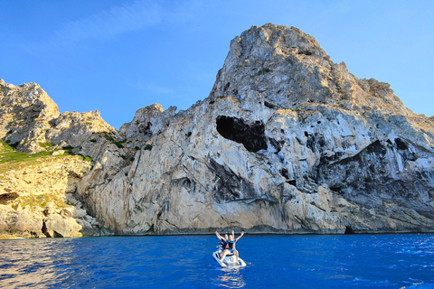 Jet Ski Tour naar Es Vedra vanuit San Antonio (1,5 uur)