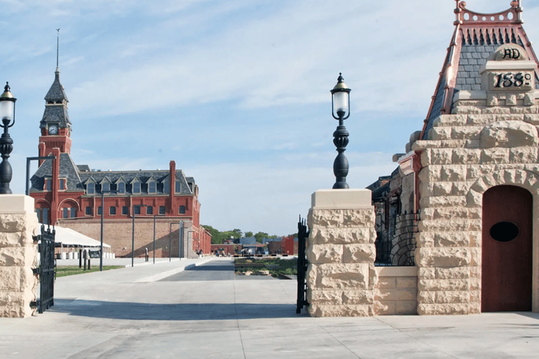 Chicago Historic Pullman Company Town Private Walking Tour