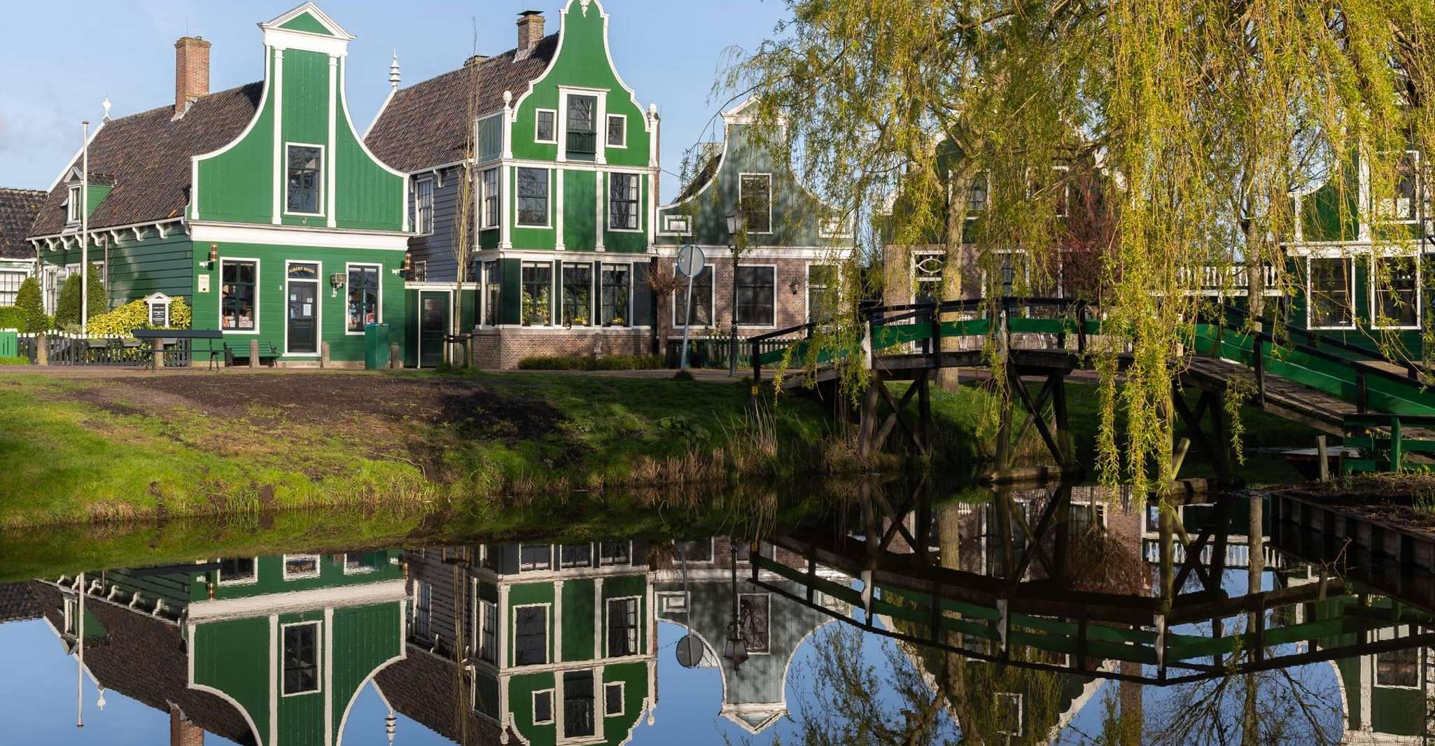 Amsterdam: Zaanse Schans, Cheese Tasting & Volendam Tour photo 1
