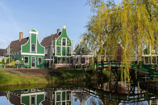 Amsterdam: Zaanse Schans, Cheese Tasting & Volendam Tour