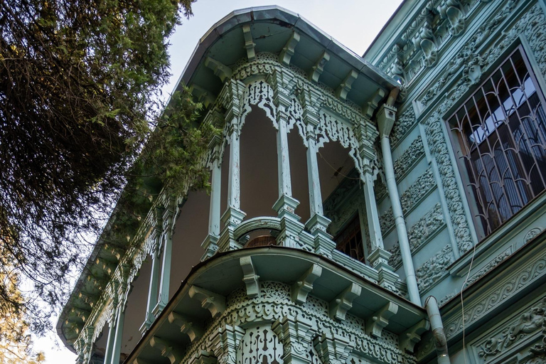 Tbilisi: Old Town Walking Tour with Local Historian