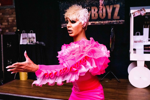 El FunnyBoyz Bottomless Brunch organizado por Drag QueensBRONCE Brunch sin fondo