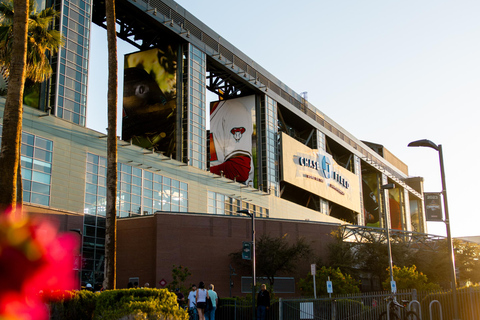 Phoenix: Arizona Diamondbacks Baseball Game at Chase Field Baseline View