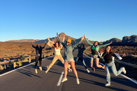 Mount Teide Sunset Picnic & Stargazing Tour - Tenerife Tenerife: Teide Sunset Picnic and Stargazing Tour