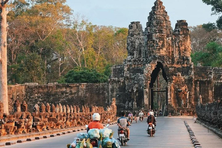 Siem Reap: Angkor 1 day Group Tour with Italian guide Small Group Tour in Italian