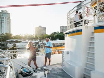 St. Petersburg: Sunset Cruise with Sunshine Skyway Bridge