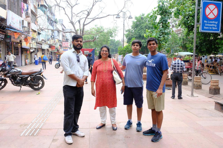 Old and New Delhi Group City Tour with Guide and Transfers