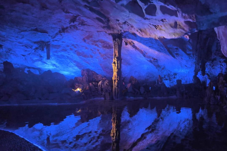 Guilin: Reed Flute Cave & Yangshuo Rafting Private Day Tour Guilin: Reed Flute Cave and Yangshuo Rafting No Tour Guide