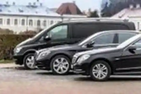Privat transfer Amalfi till Neapel