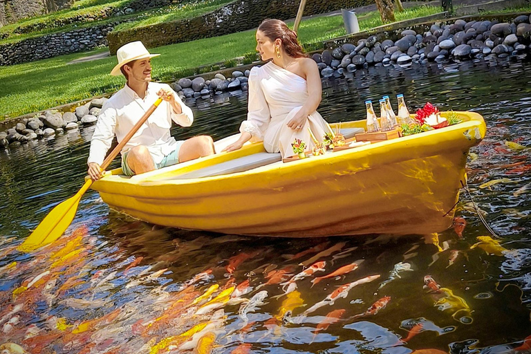 Ubud: Crucero fotográfico romántico privado con comida y bebidaMenú normal