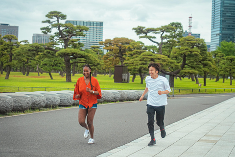 Tokyo Imperial Palace Walking Tour with Expert Guide
