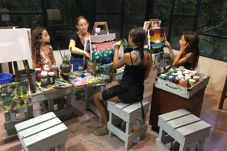 Hoi An: 2 ore di lezione di pittura con un artista locale nella città vecchia