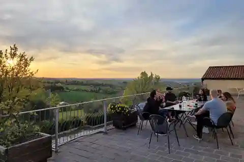 From Bologna: Wine Tasting and Vineyard Tour