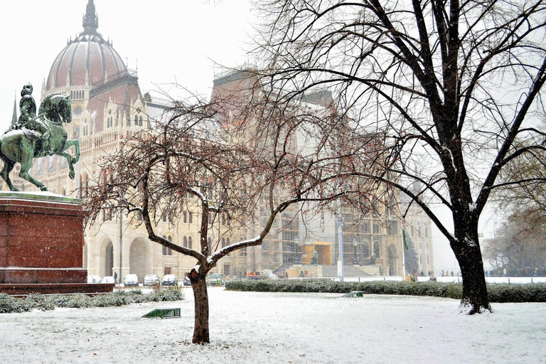 Capital Rush: Explore Bratislava & Budapest