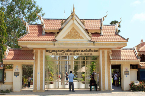 Phnom Penh : visite guidée de 2 jours avec le palais royal et le marché