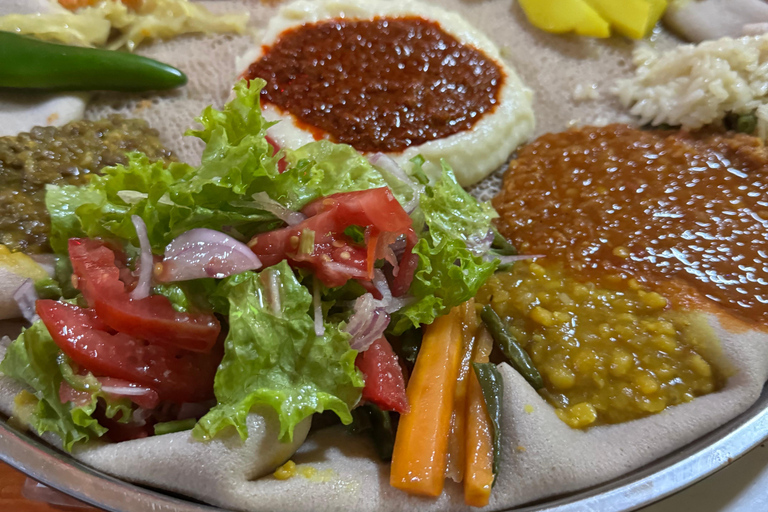 Addis Abeba: Totot Kulturfest &amp; Rhythmusshow mit Abendessen