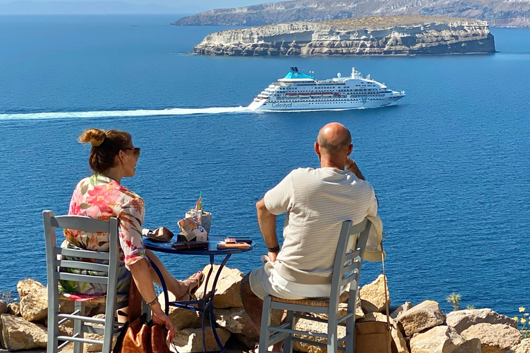 Santorini: Private Jeep Tour to Island Highlights
