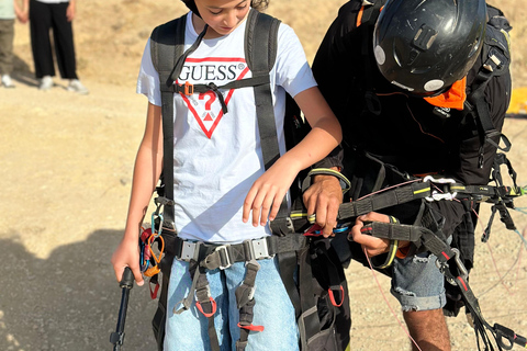 Avventura a Marrakech: parapendio, giro in cammello e colazione