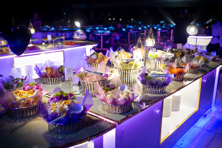 Luxury White Cruise &Premium View &Complimentary Beer & Win White Orchid Dinner on Chao Phraya with Complimentary Beer