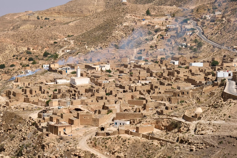 From Djerba: 2Day Tour to Tozeur, the Mountain Oasis matmata