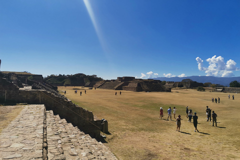 Rondleiding van een hele dag op de Monte Alban-routeTickets en eten inbegrepen