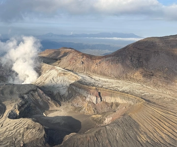 Maravilhas vulcânicas: Tour particular e de helicóptero ao Monte Aso