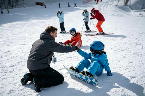 Sapporo: Otaru Asarigawa Ski Resort Day Trip with Lesson Early‑Bird Shift Deluxe Version