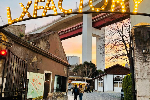 Lisbon: Belem Private Tuktuk Tour with Hotel Pickup